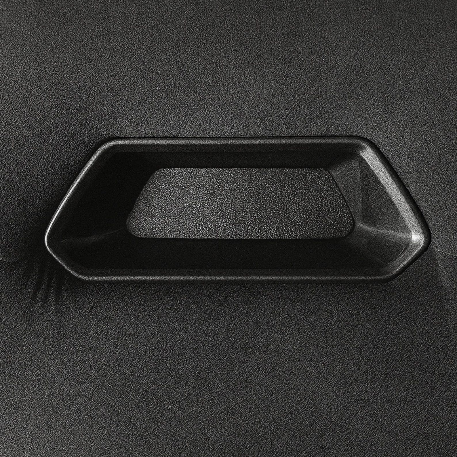 Tablet Holder - Cupra Ateca Sport Seats view 5