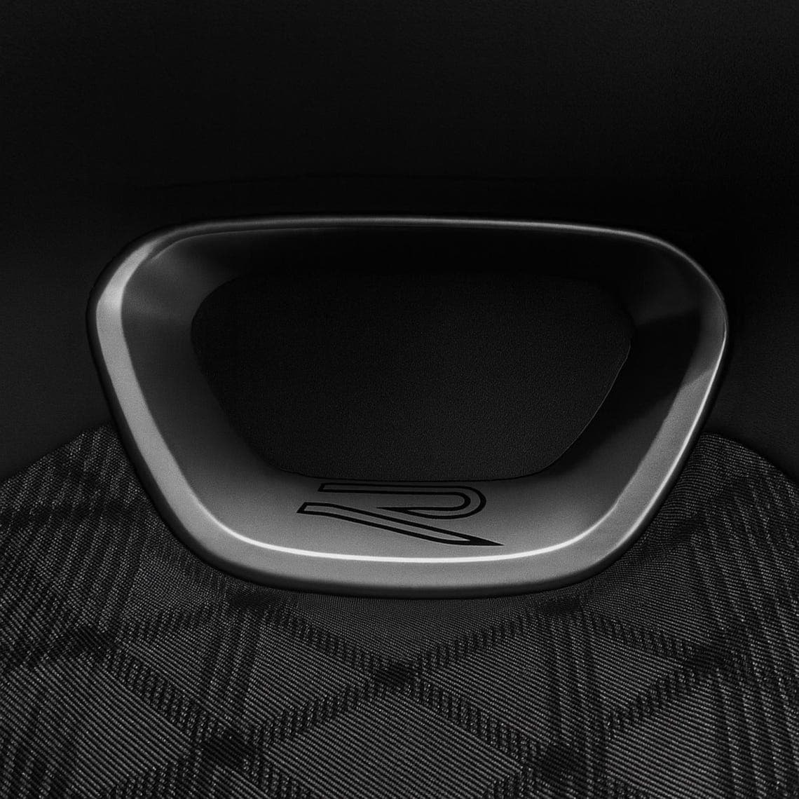 Tablet Holder - Volkswagen Tayron R-Line Seats view 6