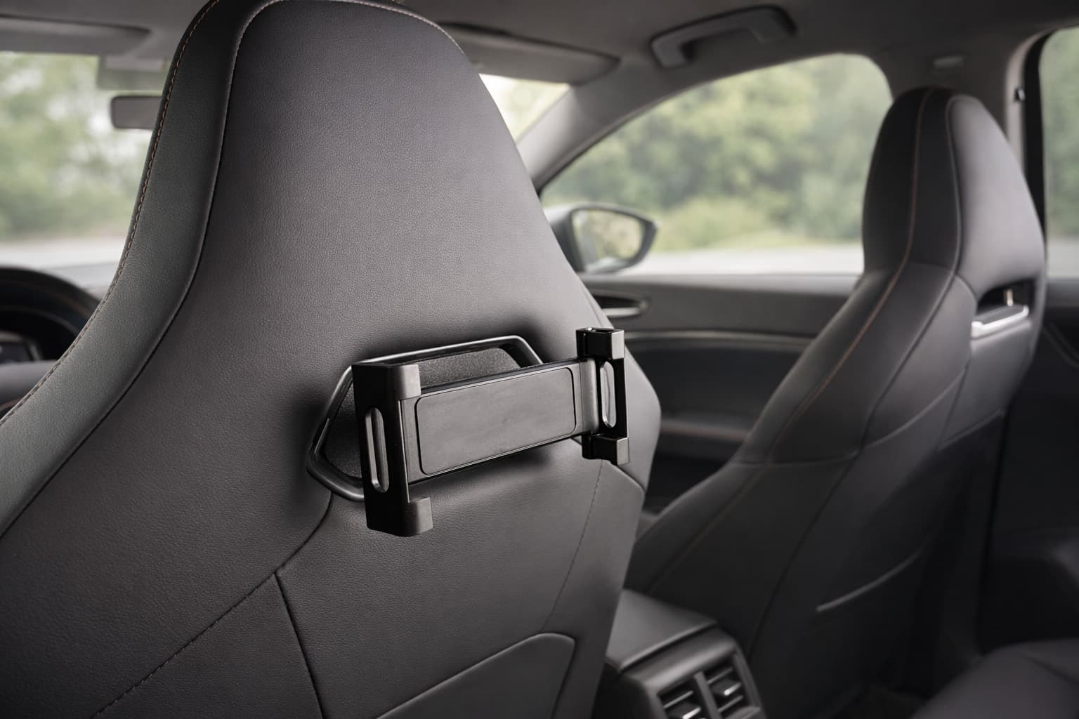 Tablet Holder - Volkswagen ID.5 Sport Seats