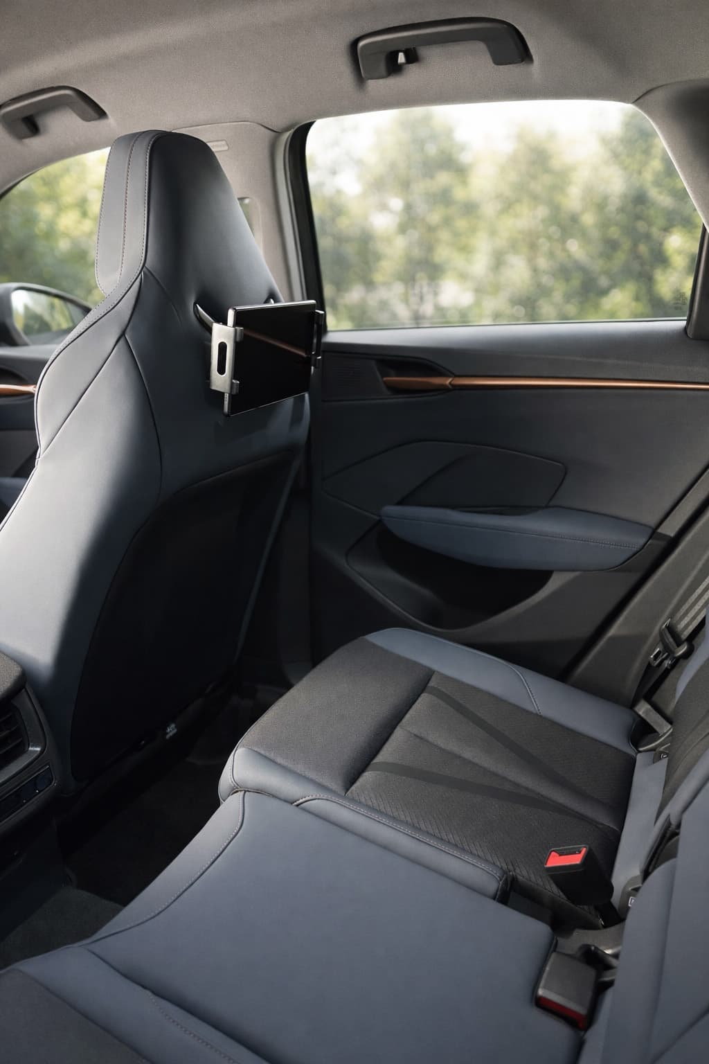 Car Headrest Tablet Holder for Back Seat - Cupra Tavascan - 8