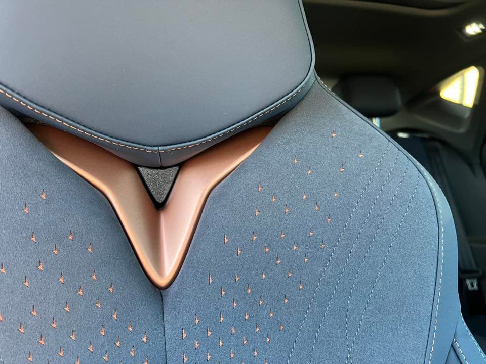 Car Headrest Tablet Holder for Back Seat - Cupra Tavascan - 9